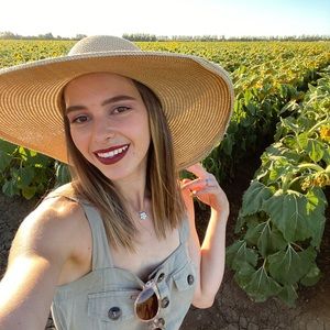 Meet your Posher, Tatyana